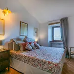 Trilocale Casa Nel Castello By Interhome Lägenhet