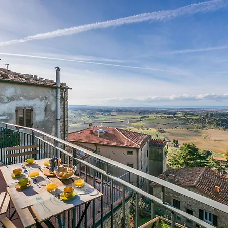 Trilocale Casa Nel Castello By Interhome Apartment