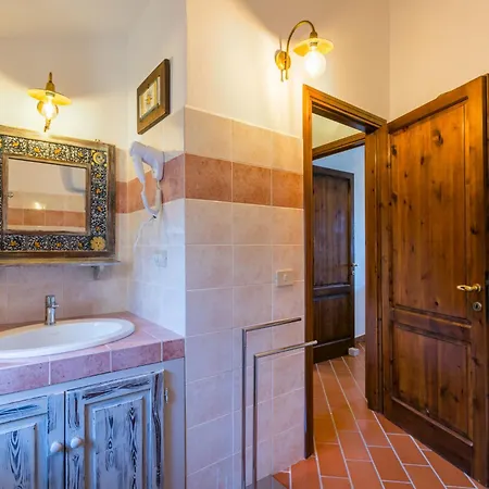 Trilocale Casa Nel Castello By Interhome Apartment