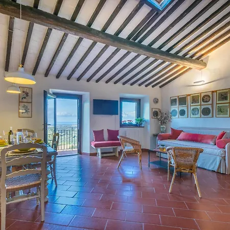 Trilocale Casa Nel Castello By Interhome Lägenhet Casale Marittimo