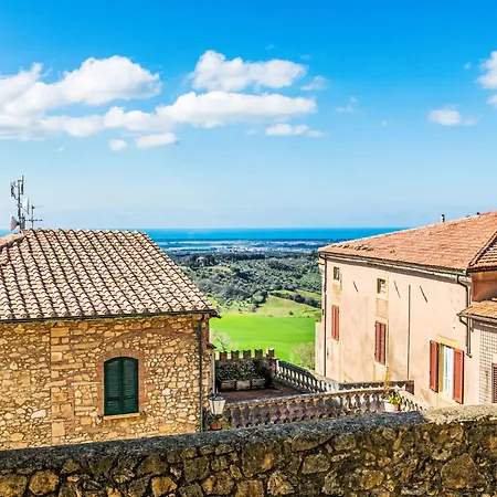 Trilocale Casa Nel Castello By Interhome Apartment